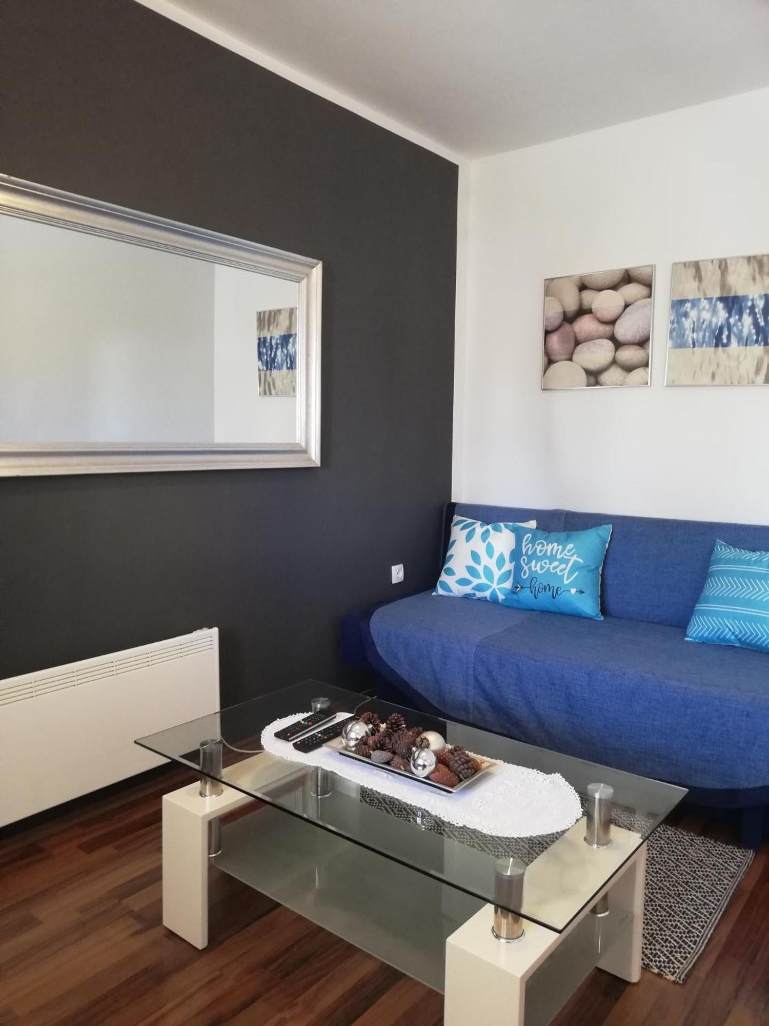 Apartments Poretti For 2,In Center Parking Free In The Yard,6 Min Beach Walk Rovinj Luaran gambar