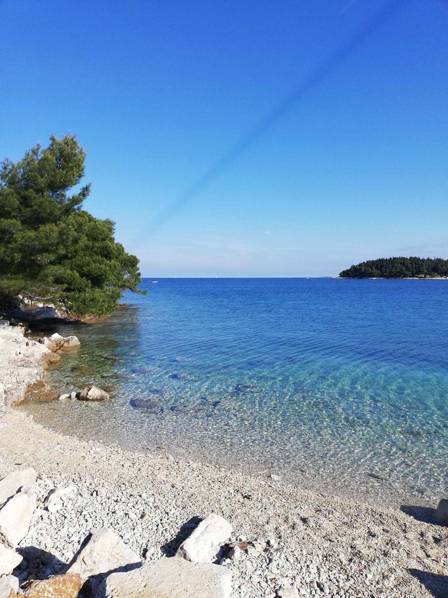 Apartments Poretti For 2,In Center Parking Free In The Yard,6 Min Beach Walk Rovinj Luaran gambar