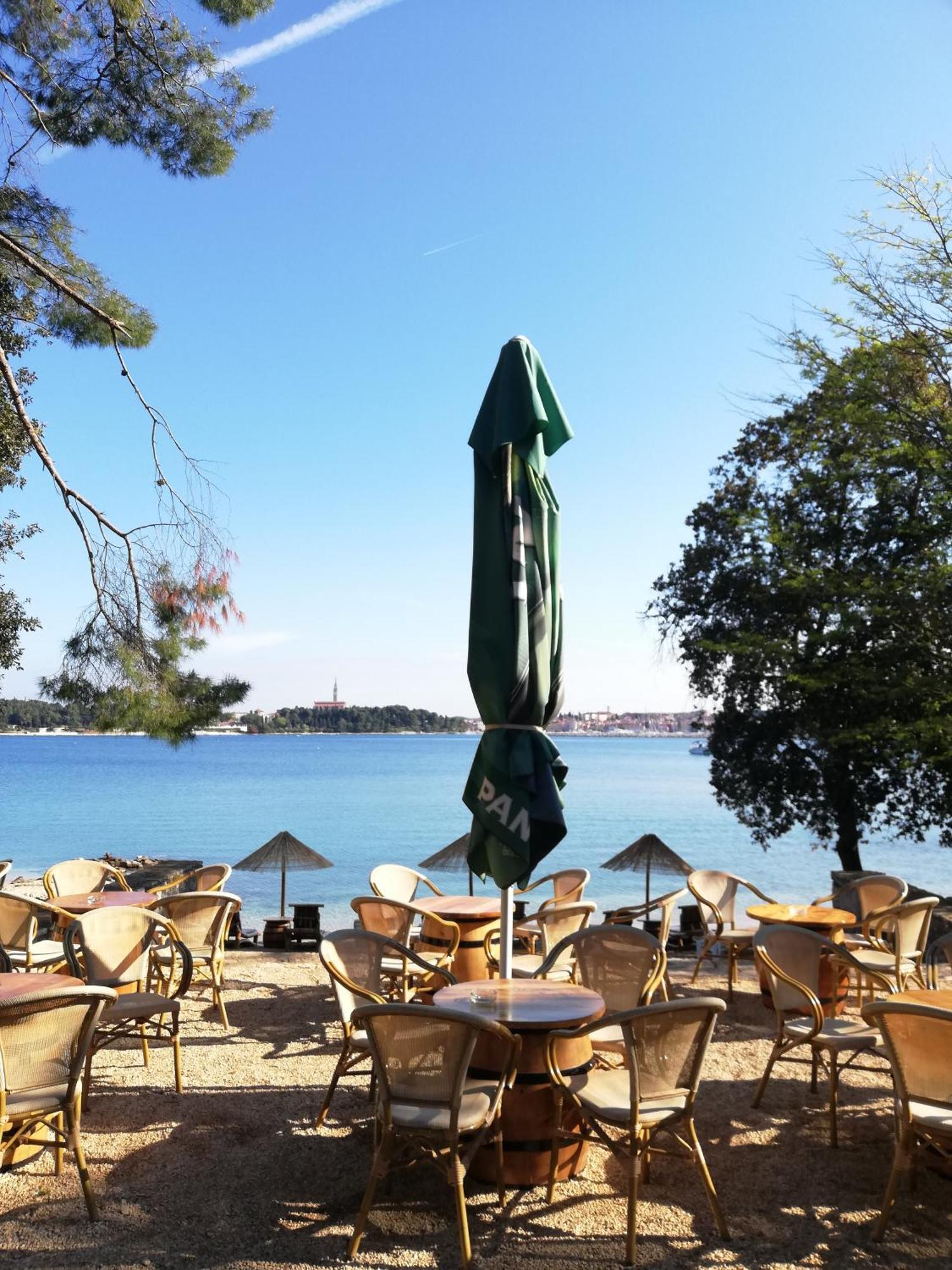 Apartments Poretti For 2,In Center Parking Free In The Yard,6 Min Beach Walk Rovinj Luaran gambar